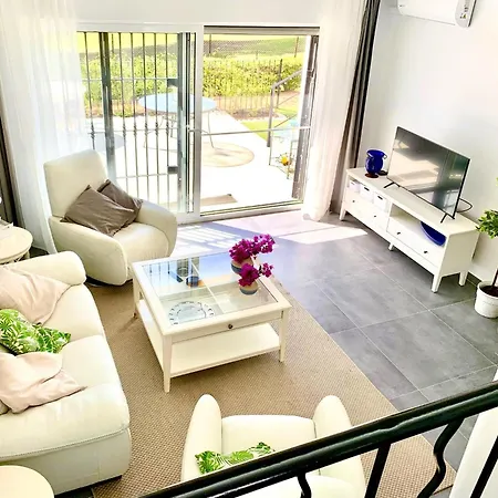 別荘 New Opening Casa Con Vistas Golf Y Mar Bbq マルベーリャ